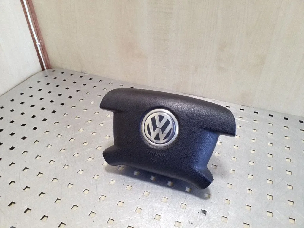 Steering wheel airbag 7H0880201H