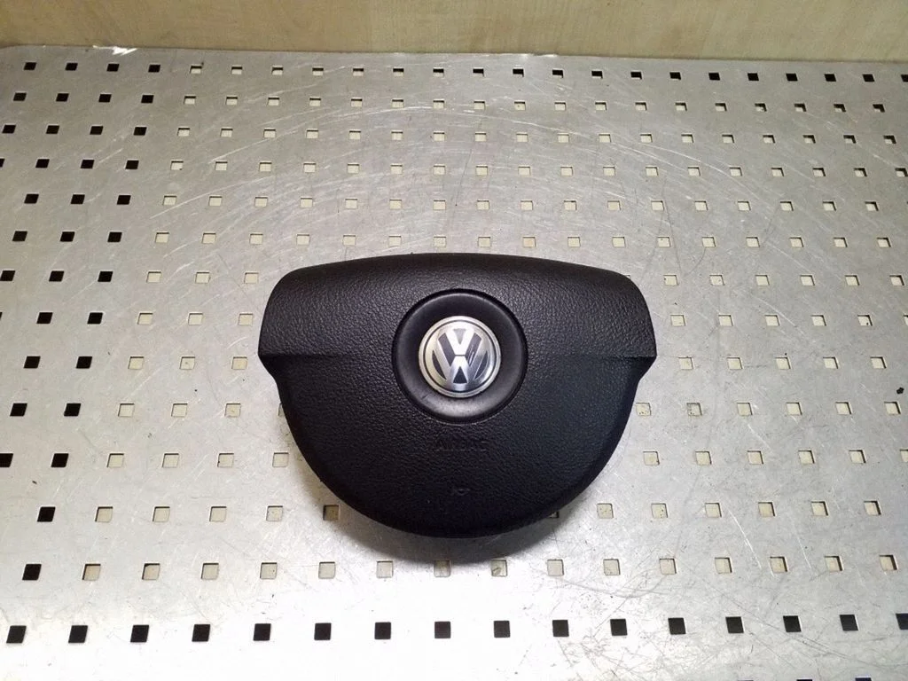 Poduszka powietrzna kierownicy – Volkswagen Passat B6 (2005-2010)