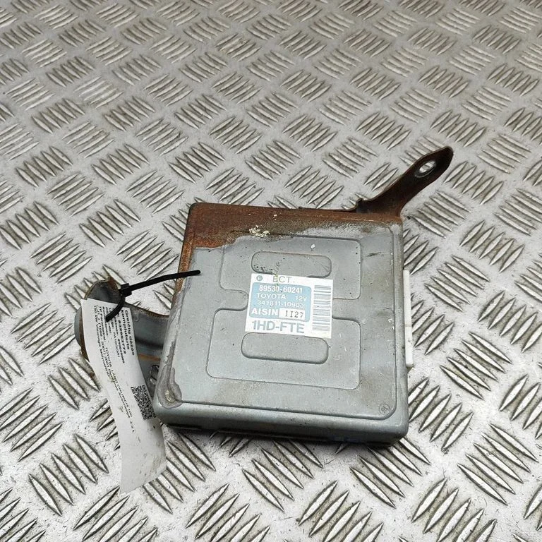Käigukasti juhtplokk – Toyota Land Cruiser (J100) (1998-2007)