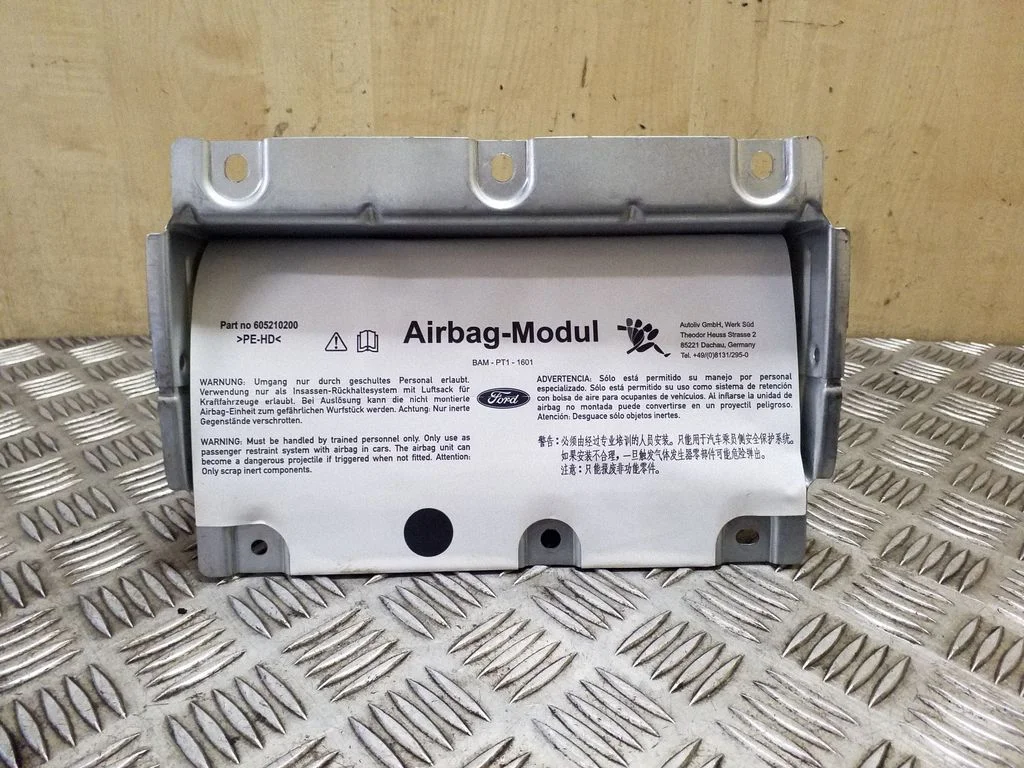 Passenger airbag AG91042A94HA