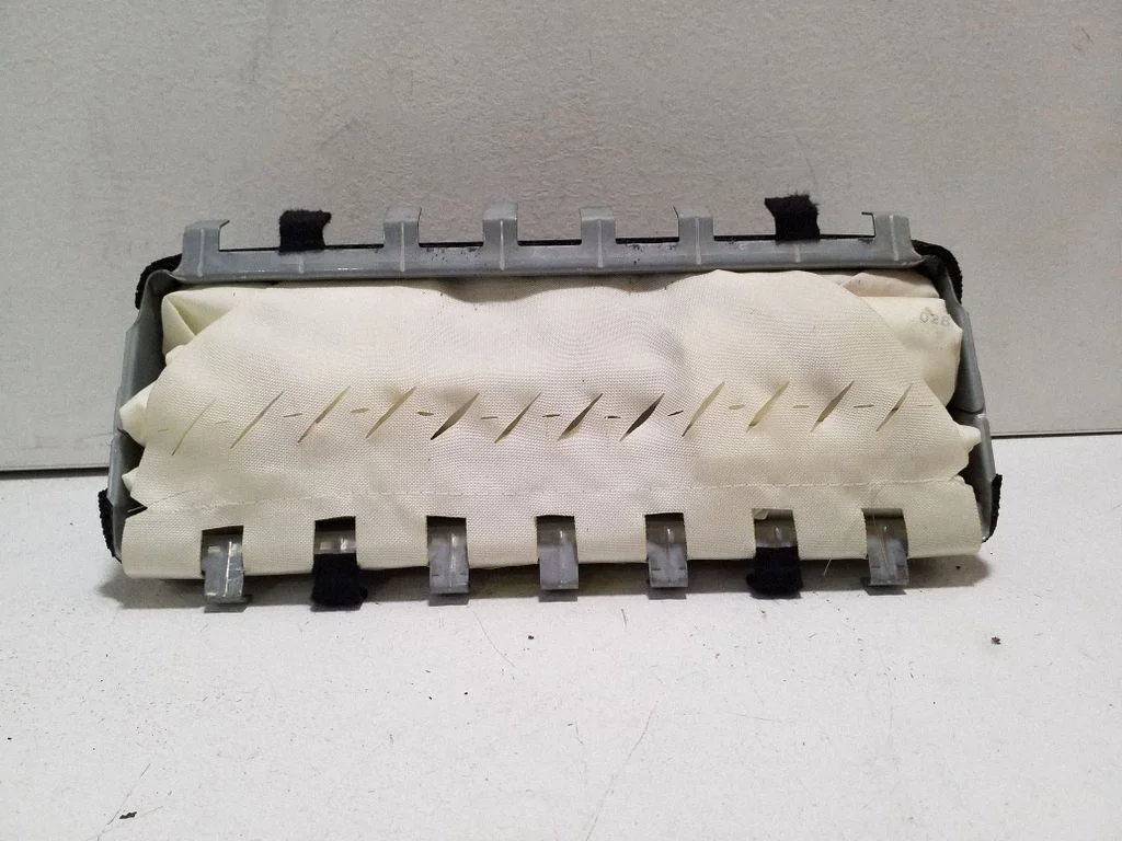 Passenger airbag BK21V044A74AG35B8