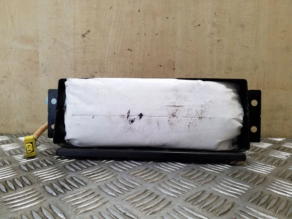 Passenger airbag TB2B02520058