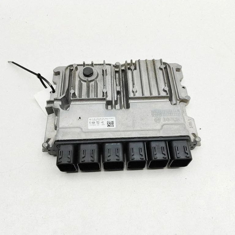 Dzinēja vadības bloks 0281039044