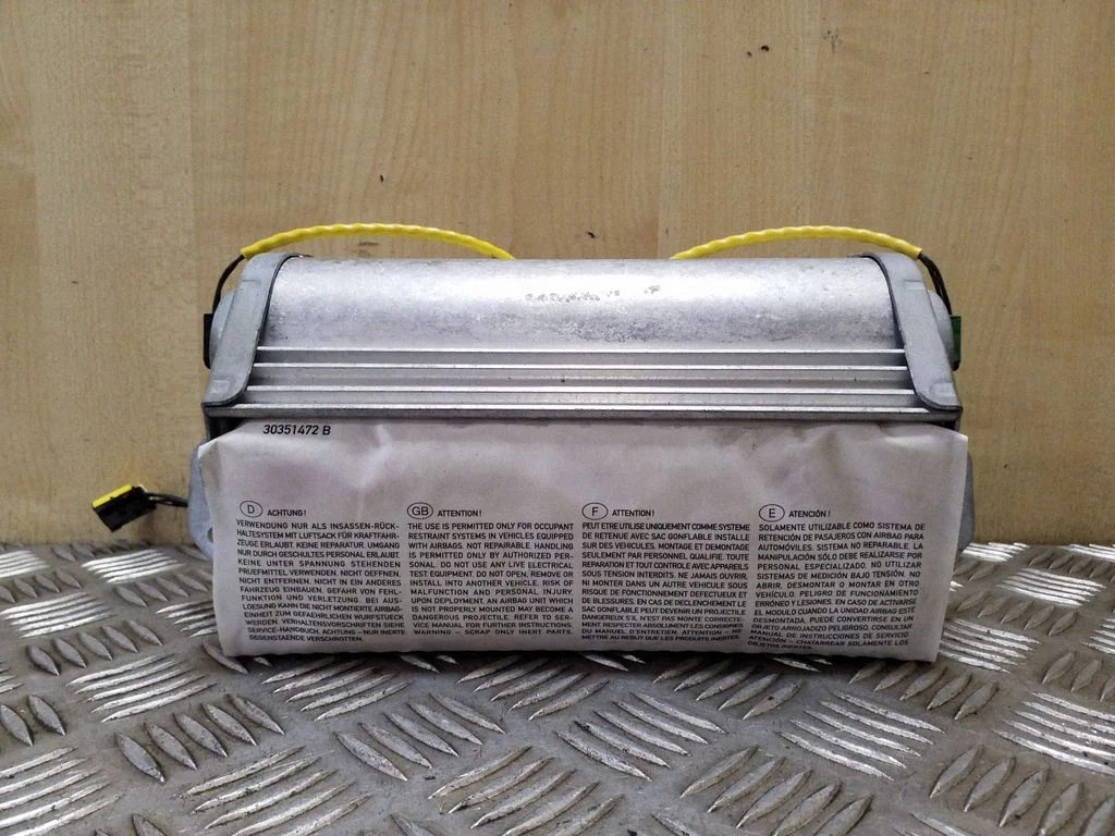 Pasažiera drošības spilvens – BMW X3 E83 (2003-2010)