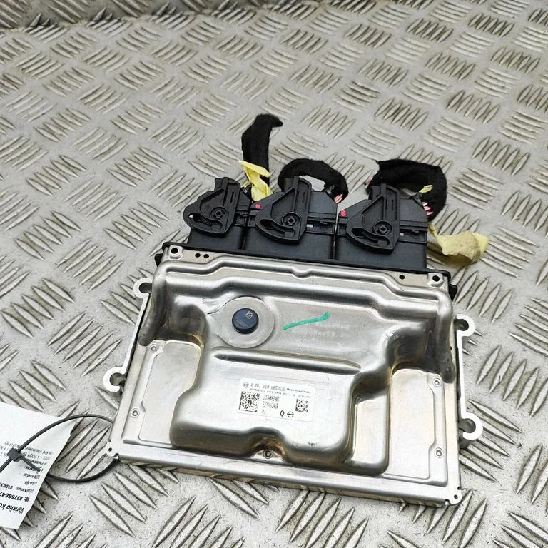 Sterownik silnika 237A08241R