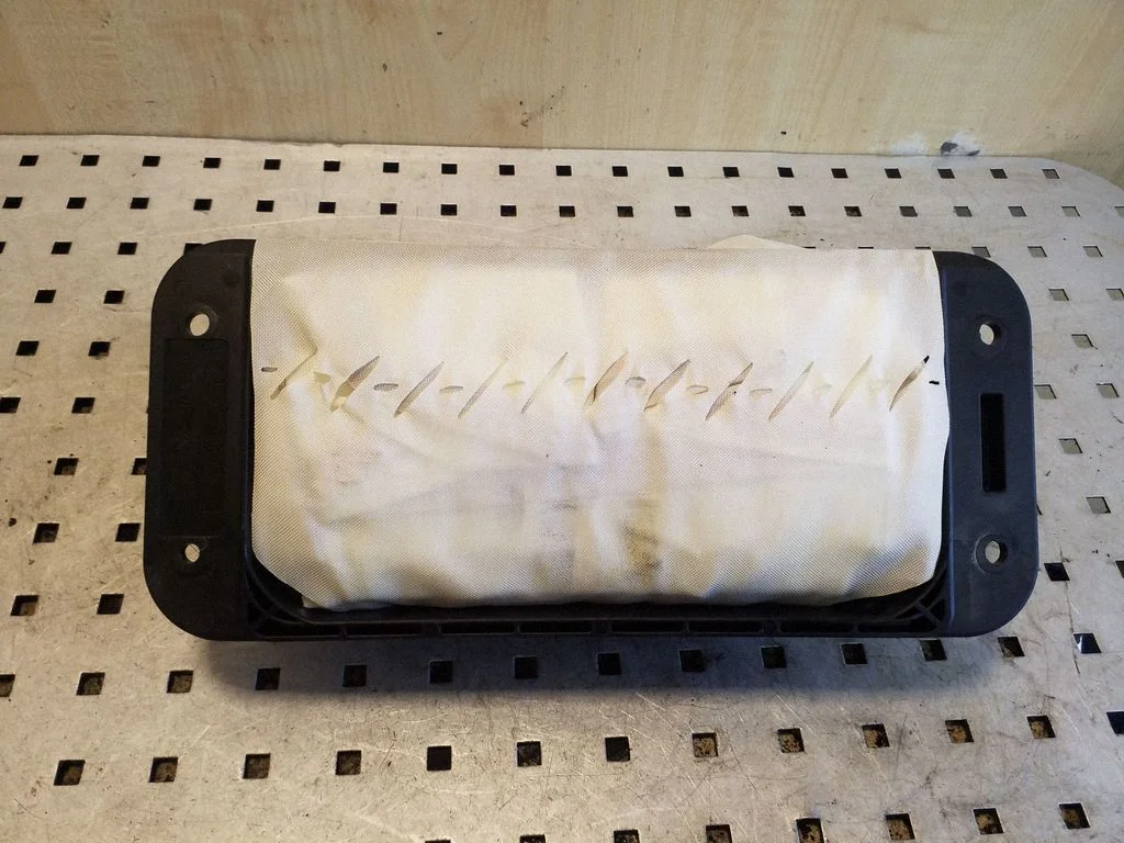 Passenger airbag A2128603102