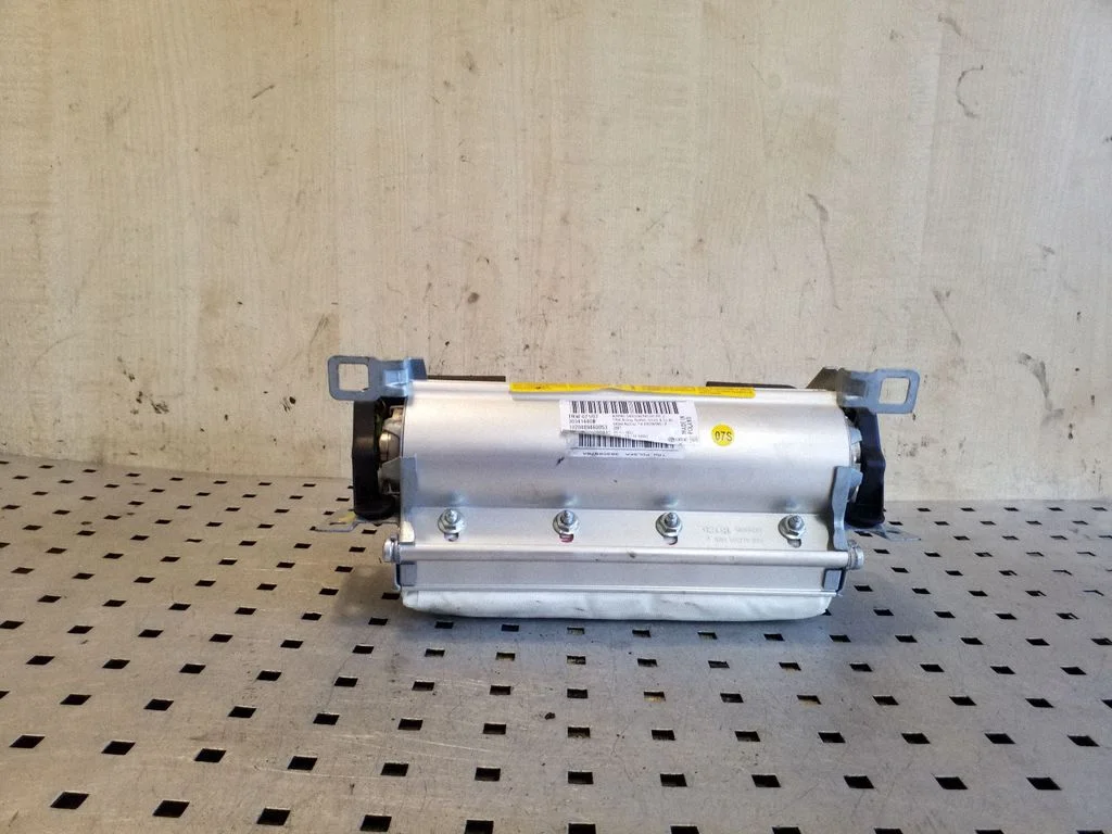 Passenger airbag 7L0880202E
