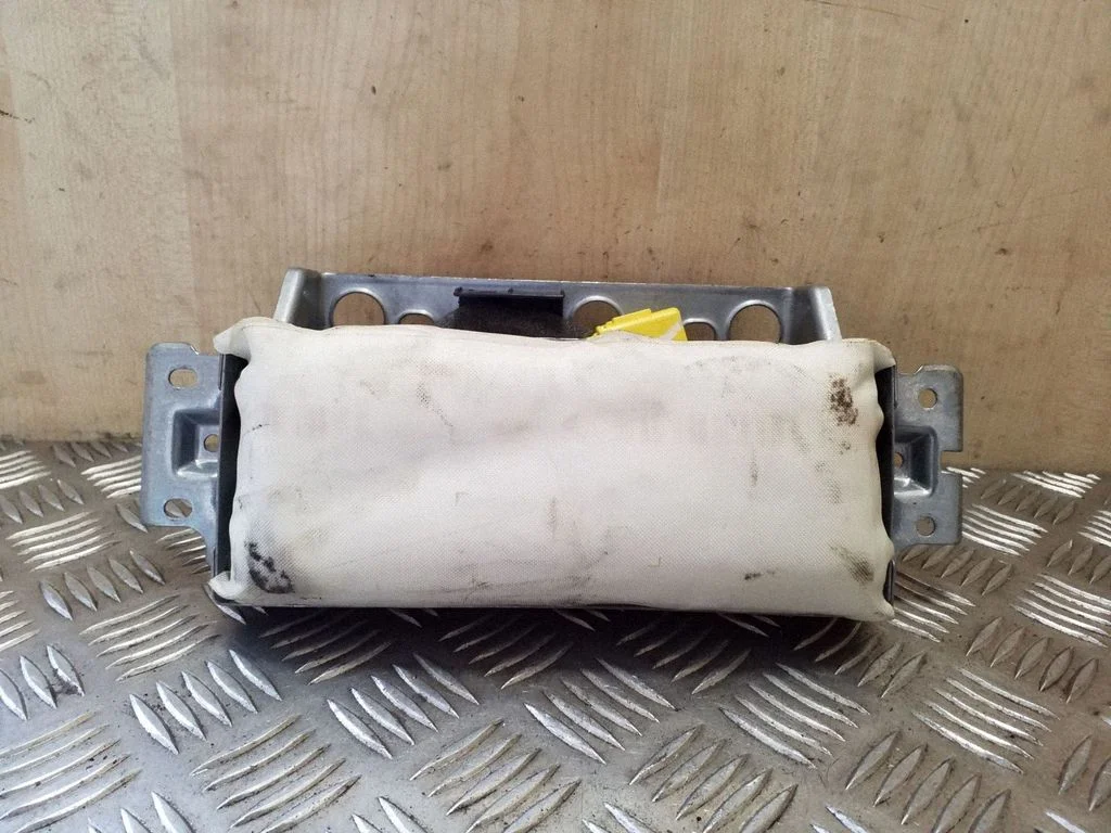 Passenger airbag 7M3880204C