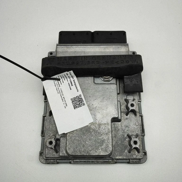 Mootori juhtplokk 10272069AA