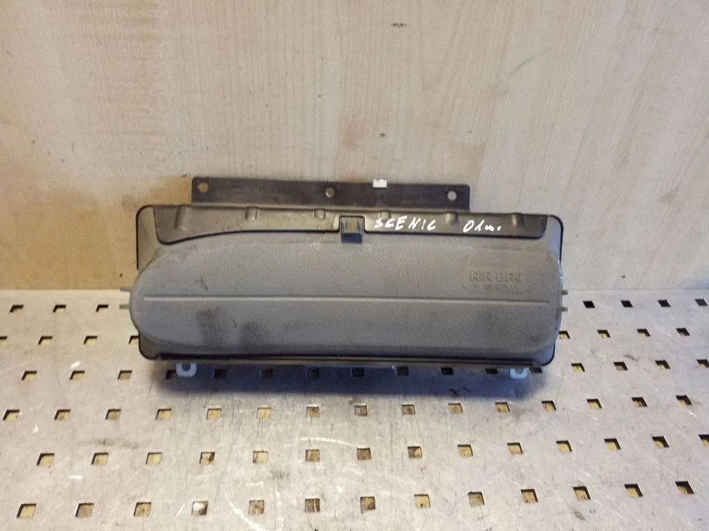 Passenger airbag 8200049223C