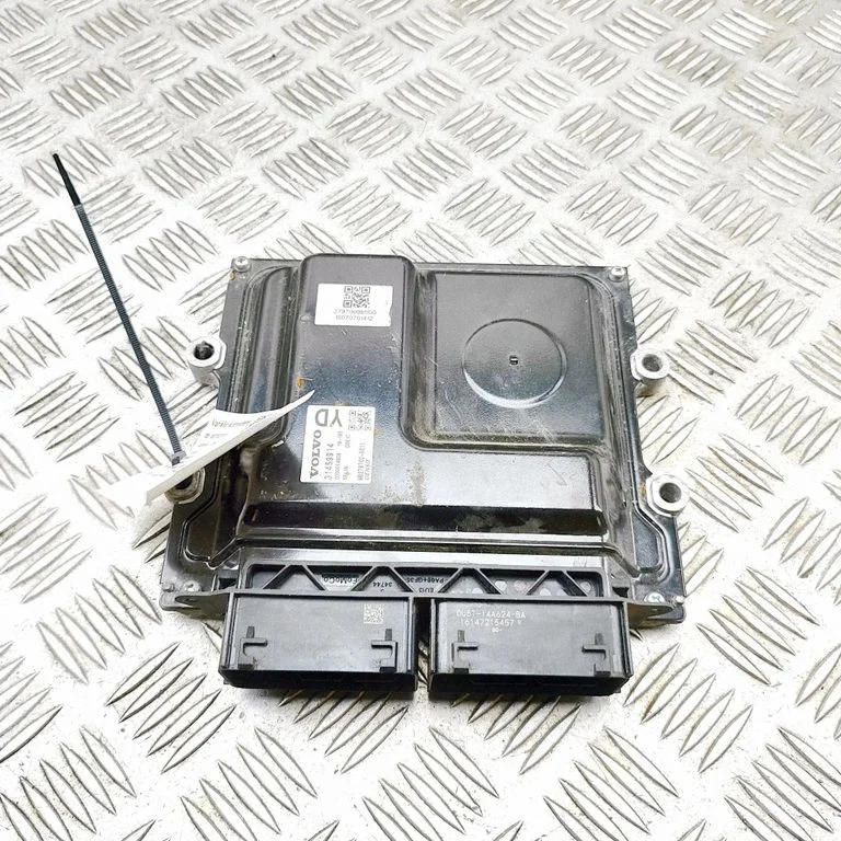 Dzinēja vadības bloks – Volvo S90, V90 (2016-)