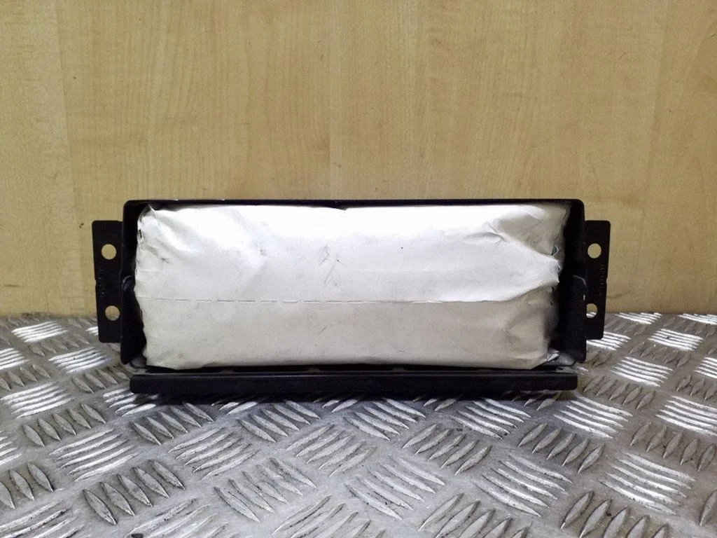 Passenger airbag TB2B90565355