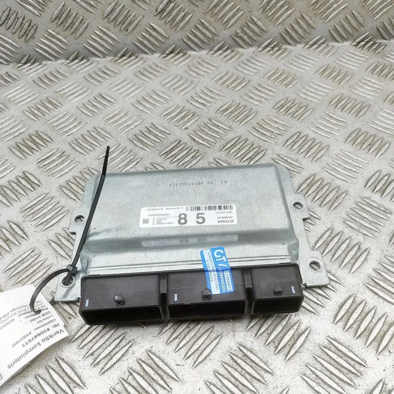 Mootori juhtplokk 237A00157R