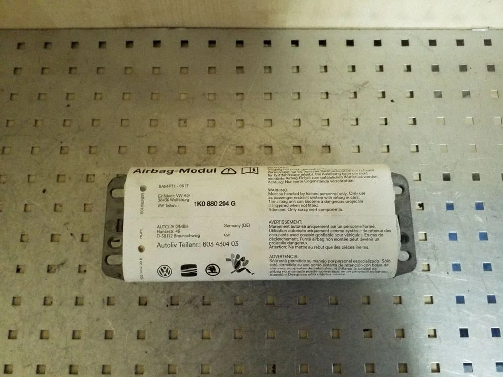 Passenger airbag 1K0880204G