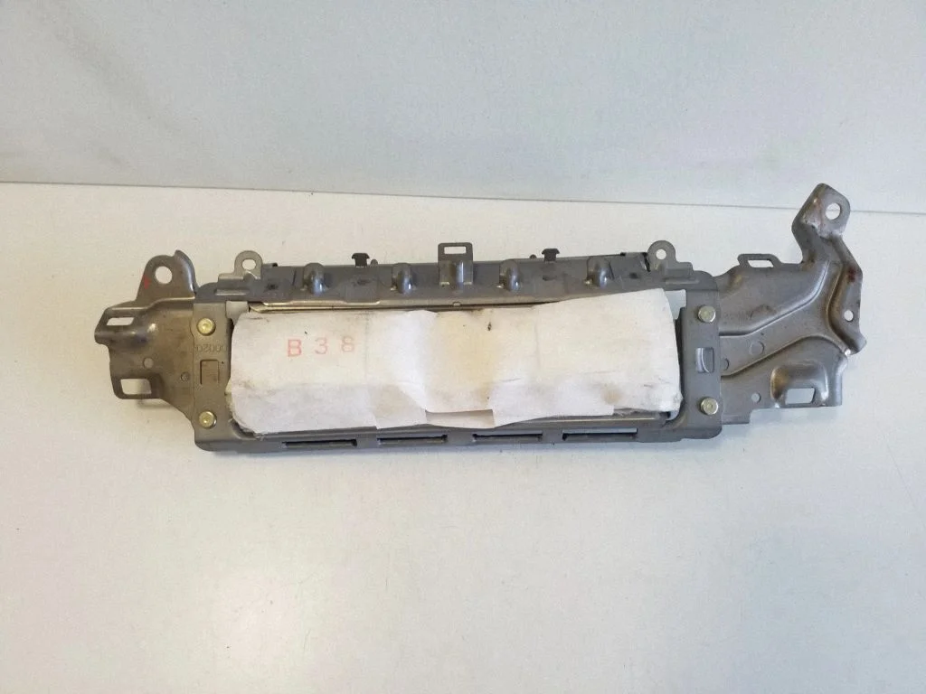 Knee airbag 2D0W74311M0F
