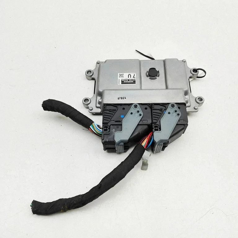 Dzinēja vadības bloks MB1127009663