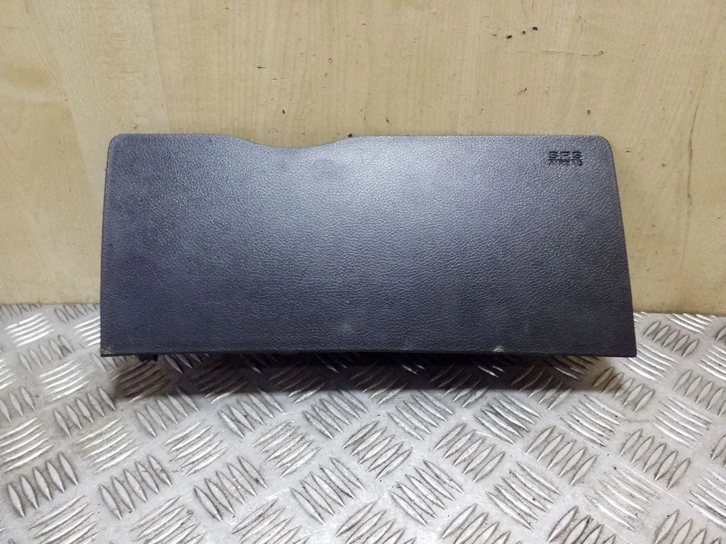 Põlveturvapadi P1NU88DX9AE