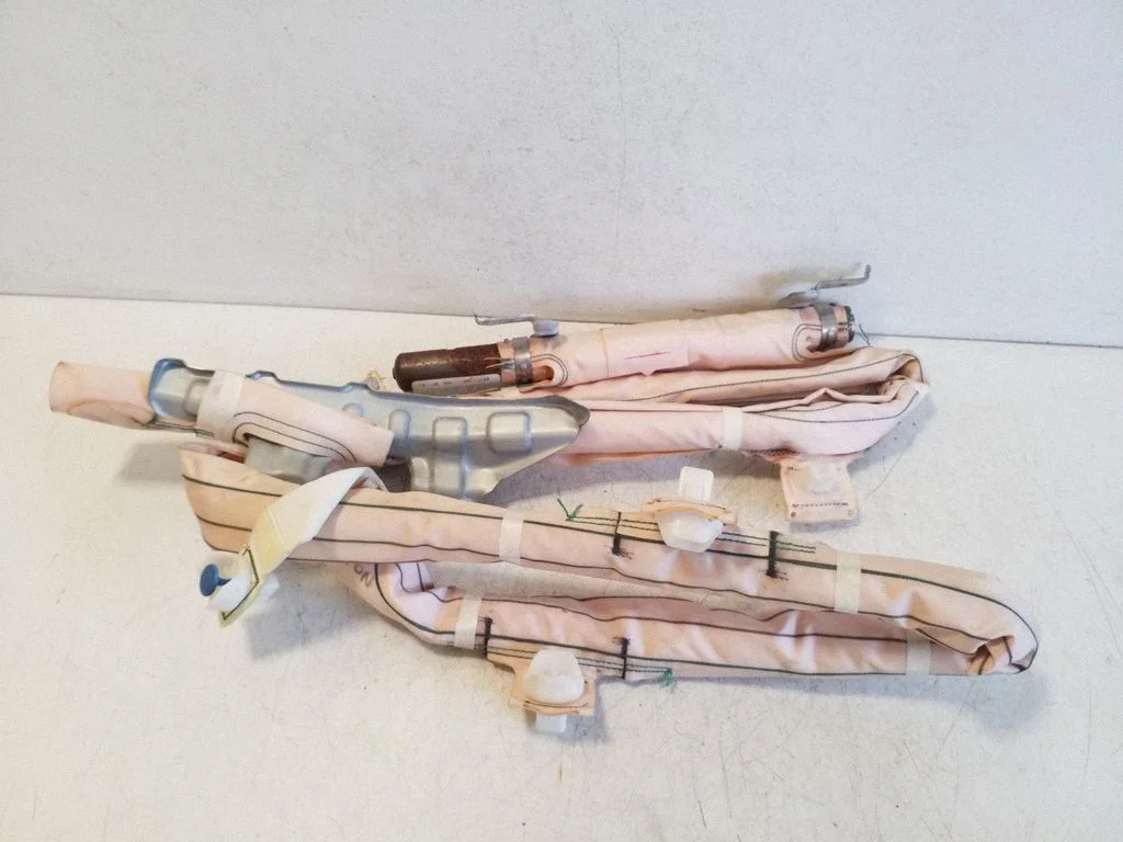 Roof airbag – Toyota Prius (XW30) (2009-2015)