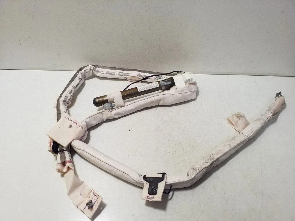 Katuse turvapadi (kardin) 4KE880741E