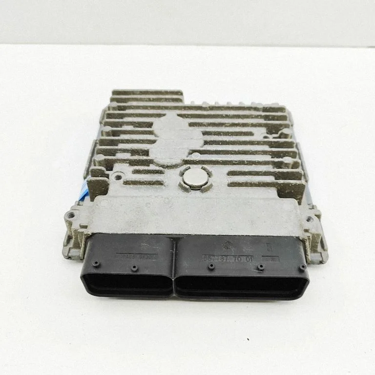 Dzinēja vadības bloks 03L907425C