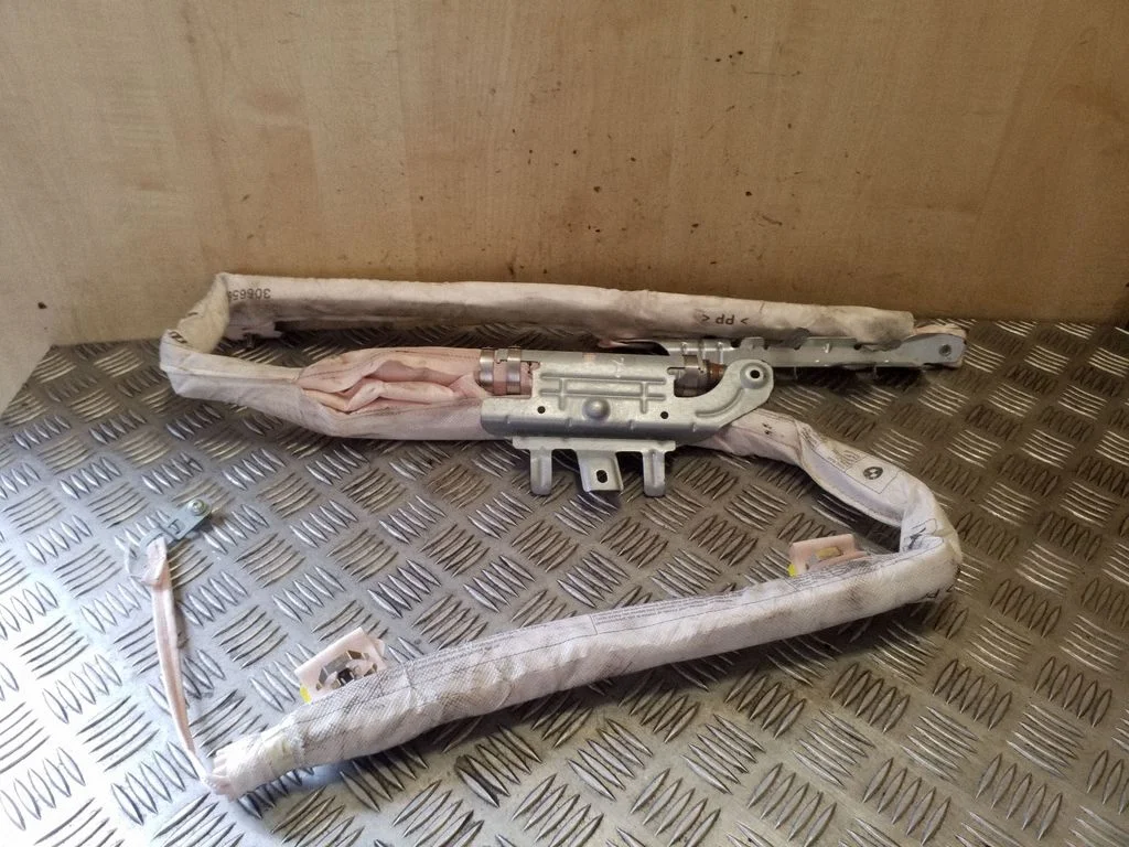 Roof airbag 85913802205