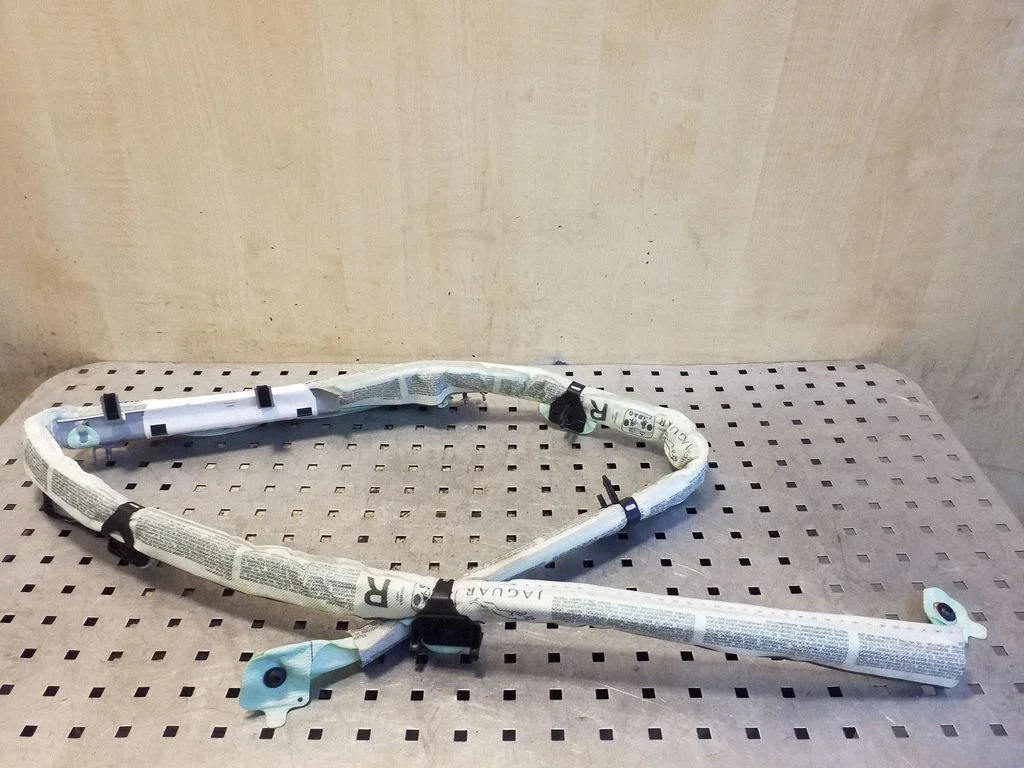 Katuse turvapadi (kardin) 8X2314K159AE