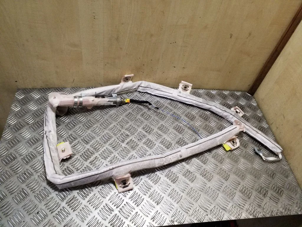 Roof airbag 5L6880741