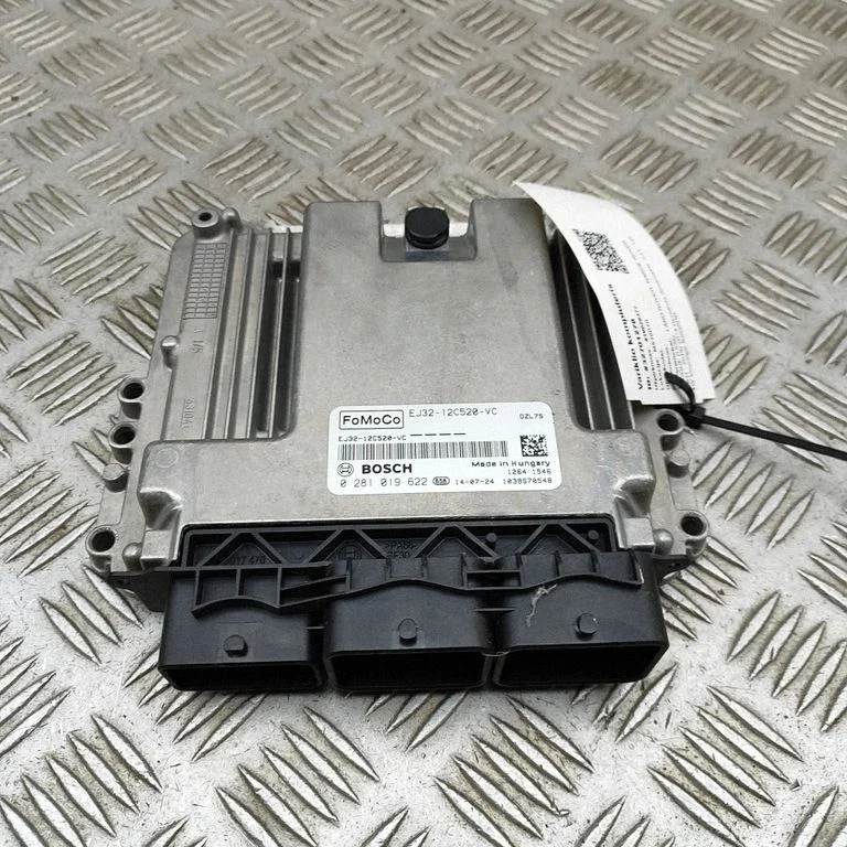 Mootori juhtplokk EJ3212C520VC