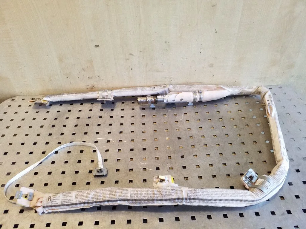 Roof airbag – Volkswagen Passat CC (2008-2016)