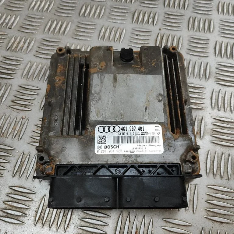 Mootori juhtplokk 4G0907401E