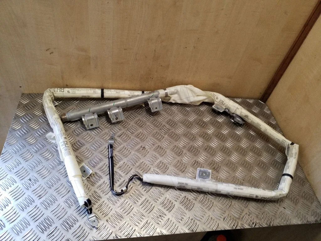Roof airbag – Toyota Corolla Verso AR10 (2004-2009)