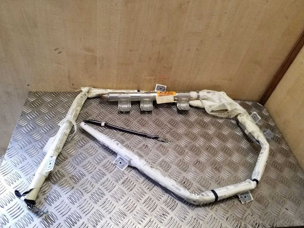 Jumta drošības spilvens (aizkars) – Toyota Corolla Verso AR10 (2004-2009)