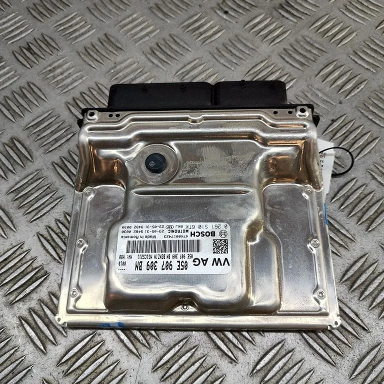Dzinēja vadības bloks 0261S106TK