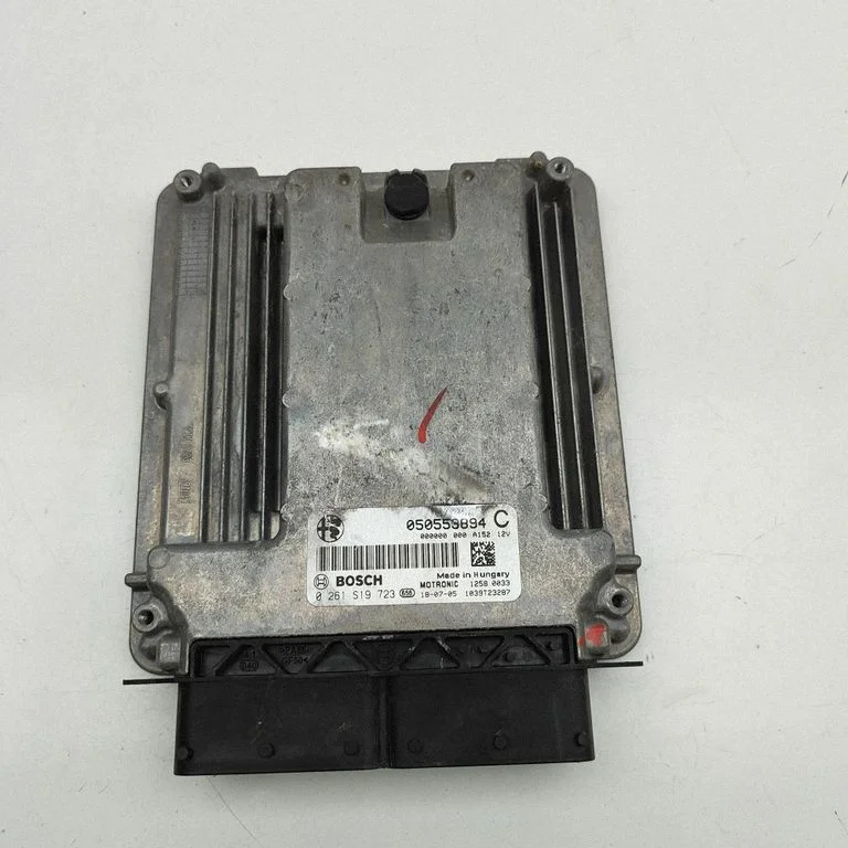 Dzinēja vadības bloks 0261S19723