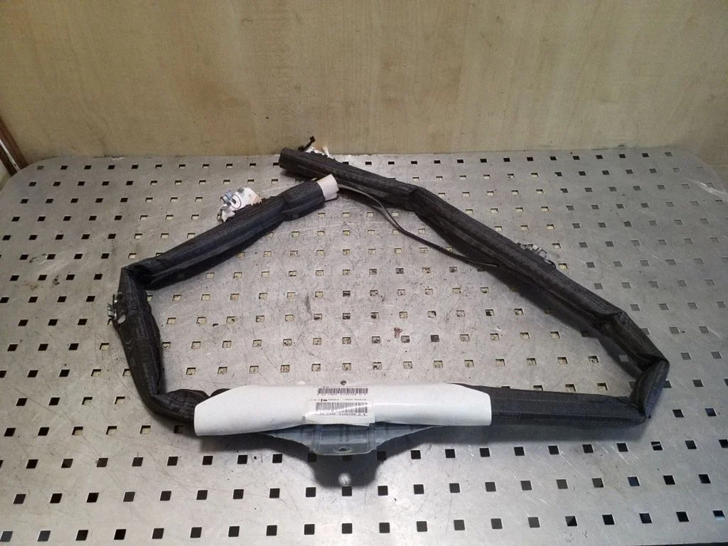 Katuse turvapadi (kardin) – Peugeot 3008 I (2008-2015)