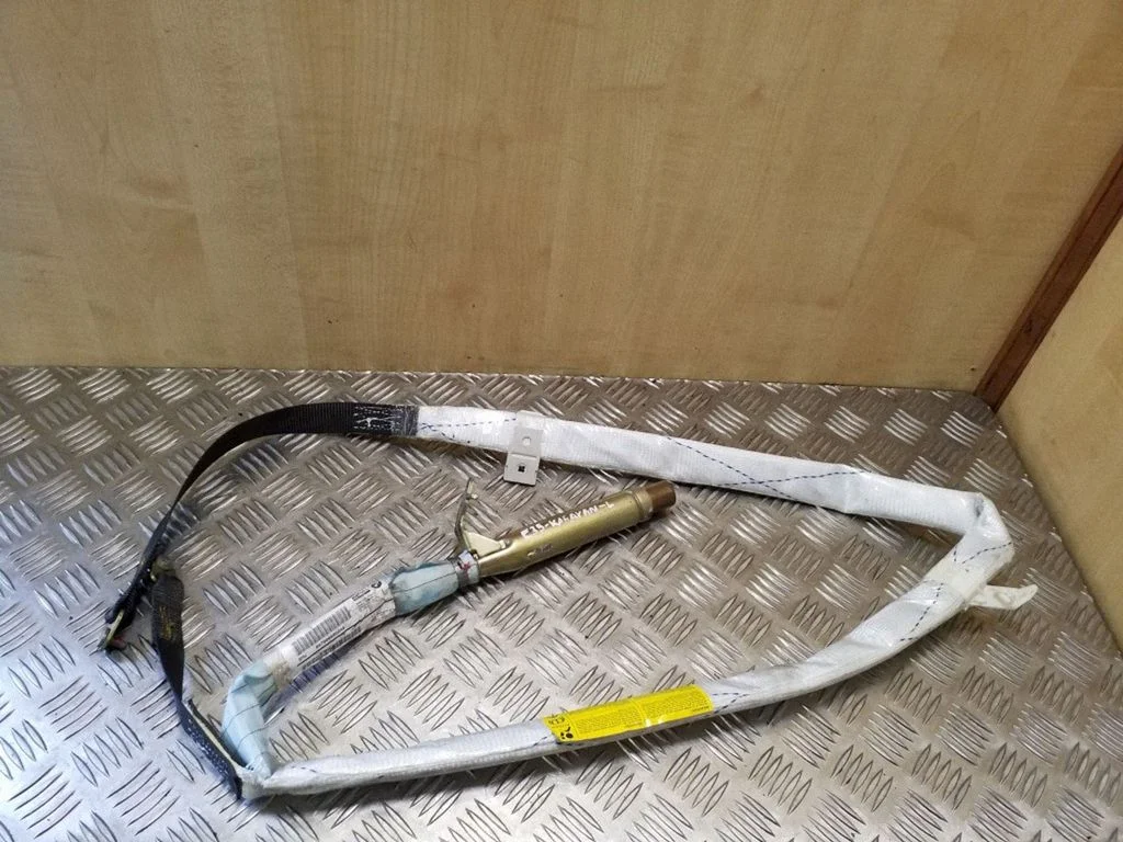 Katuse turvapadi (kardin) 84700000904G