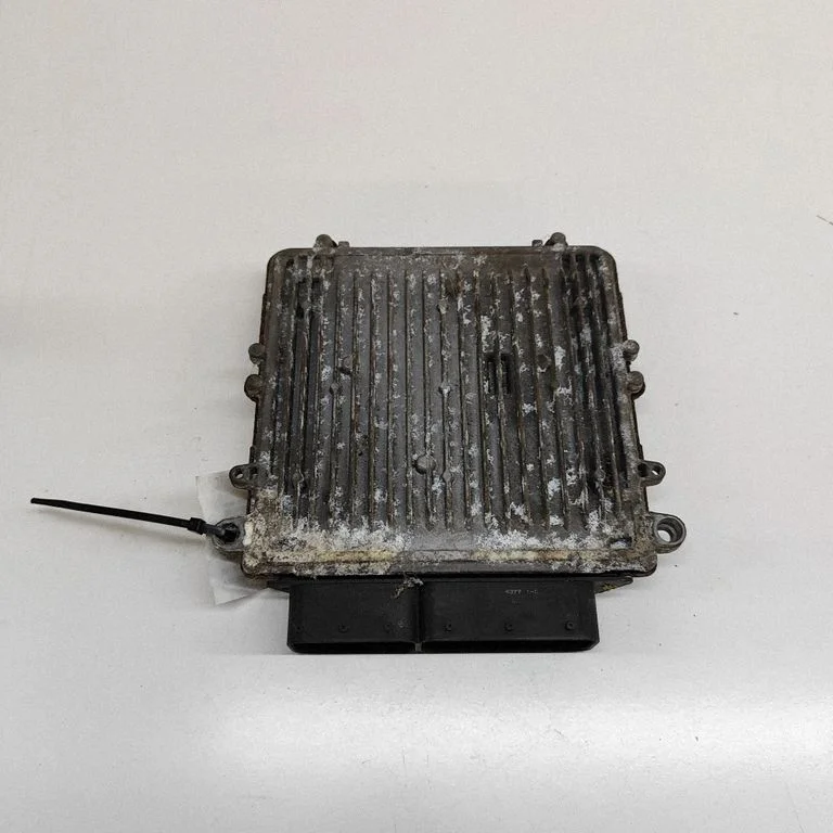 Mootori juhtplokk 05187070AH – Chrysler Voyager (2008-2016)