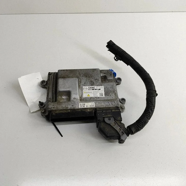 Mootori juhtplokk MB2757009542 – Mazda CX-5 II (2017-2025)