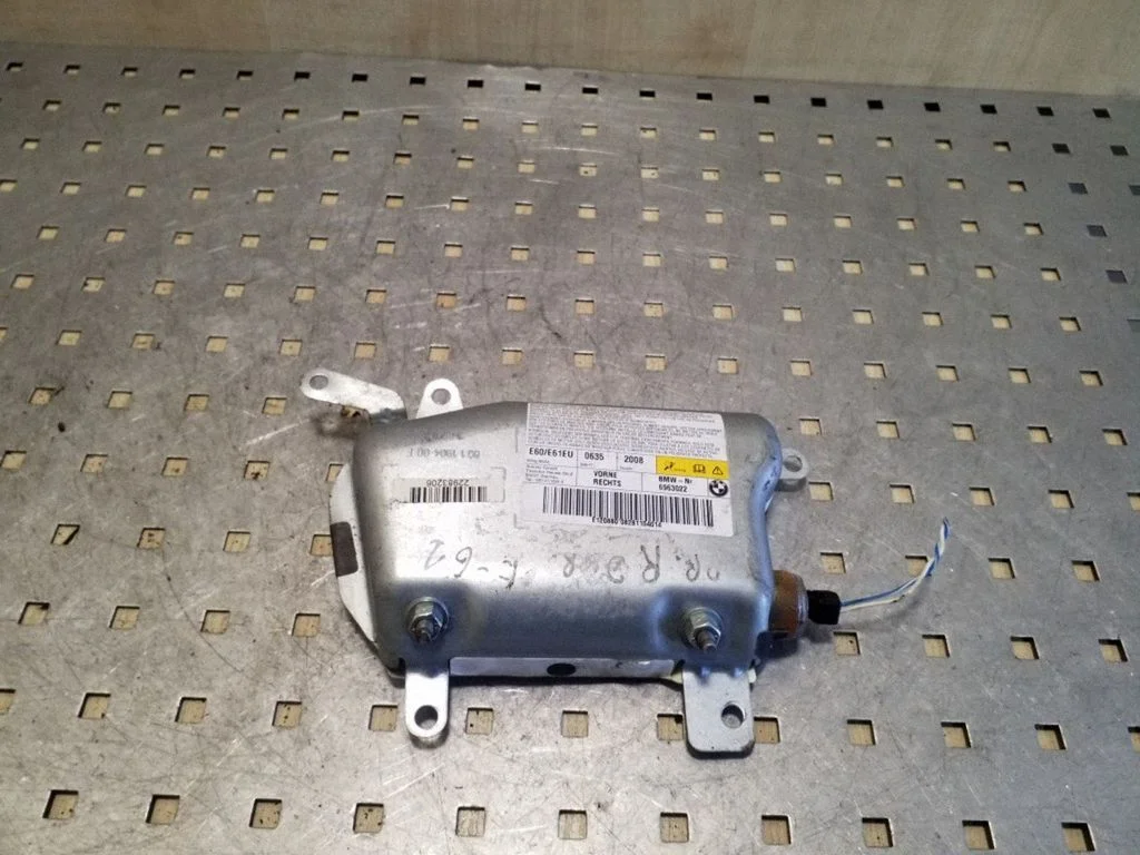 Front door airbag – BMW 5 Series E60 E61 (2004-2010)