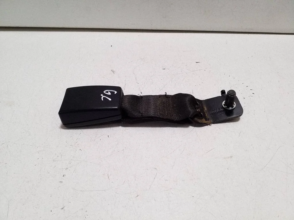 Tagumise turvavöö pannal 688309590 – Chevrolet Orlando (2011-)