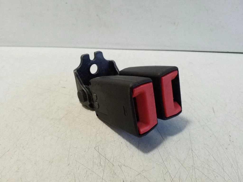 Rear seatbelt buckle BM51613K21CA3JA6