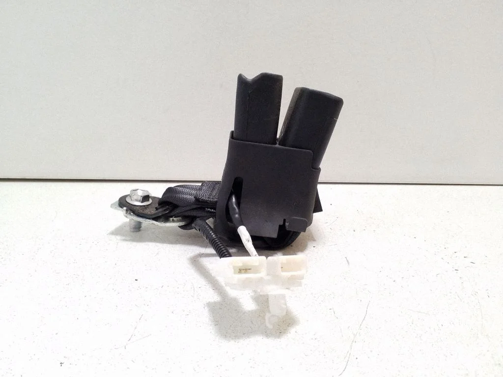 Rear seatbelt buckle – Toyota Corolla E210 E21 (2018-)
