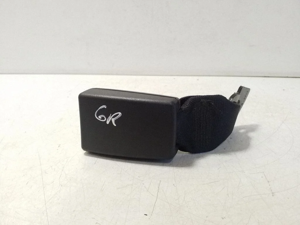 Rear seatbelt buckle 5425976C