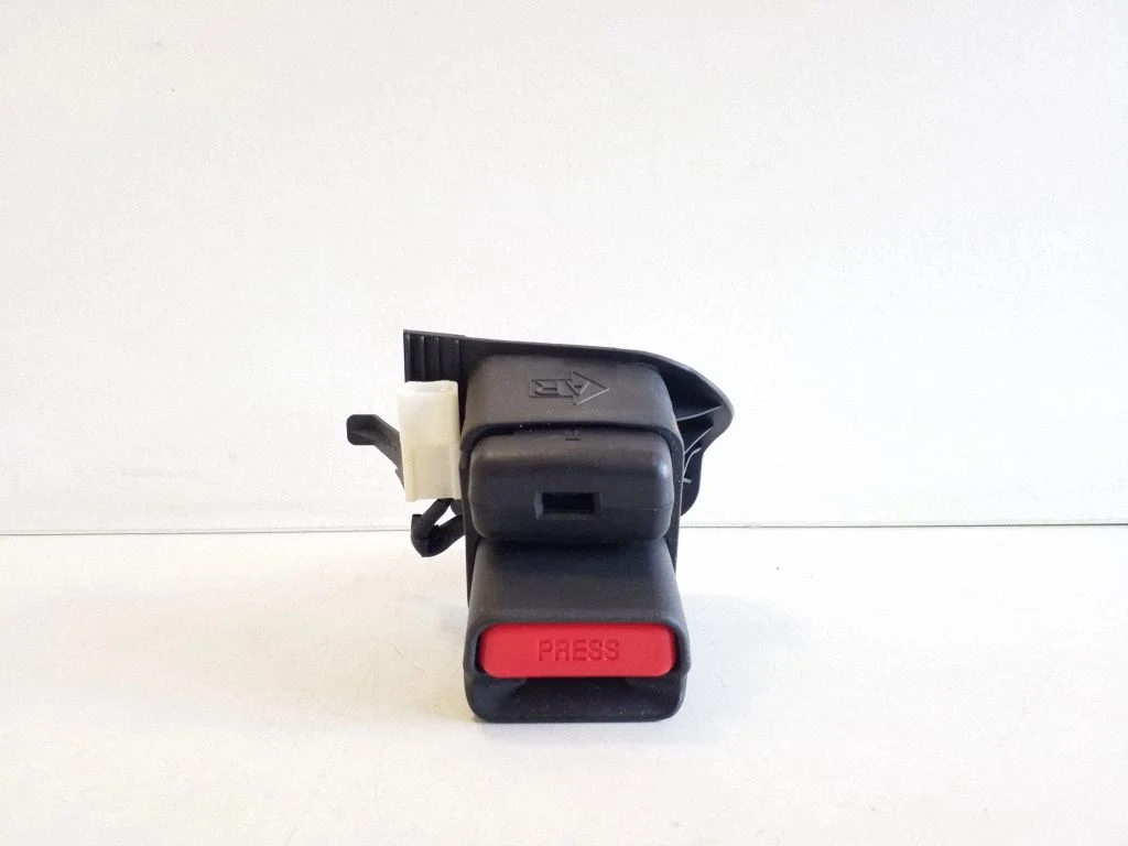 Rear seatbelt buckle – Toyota Corolla E210 E21 (2018-)