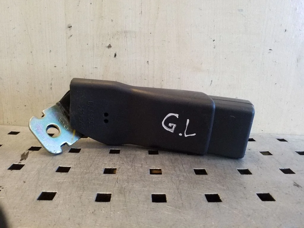 Zapięcie pasa tylne BAA560017 – Subaru Forester SG (2003-2005)