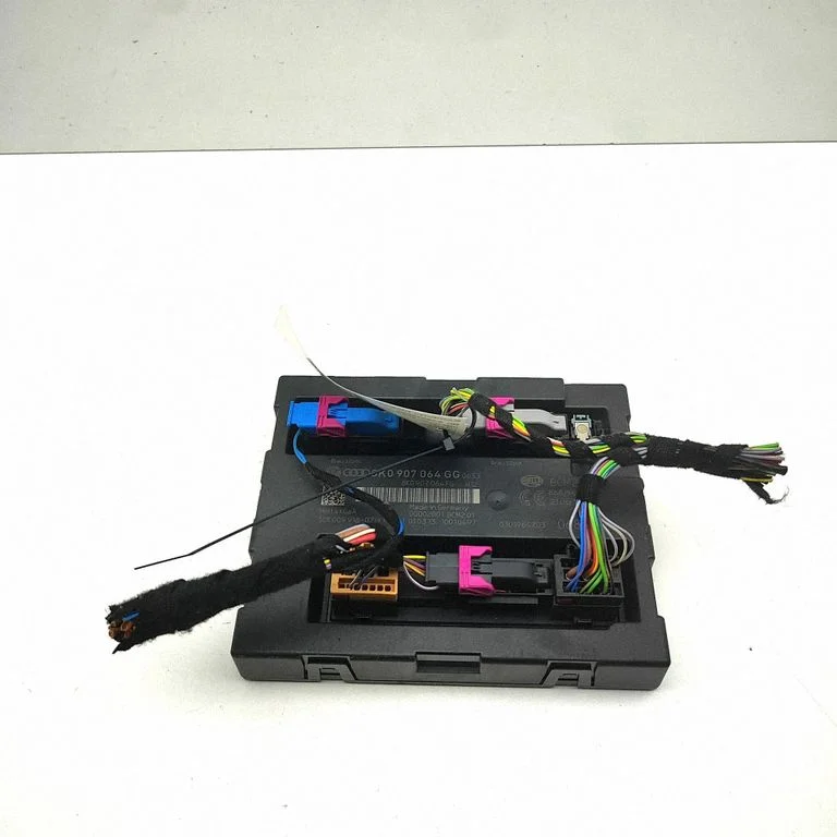 Virsbūves modulis 8K0907064FG