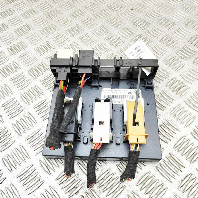 Central body control module 8X0907063K