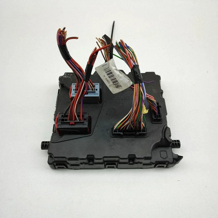 Kere juhtmoodul 284B10328R – Renault Master III (2010-2024)