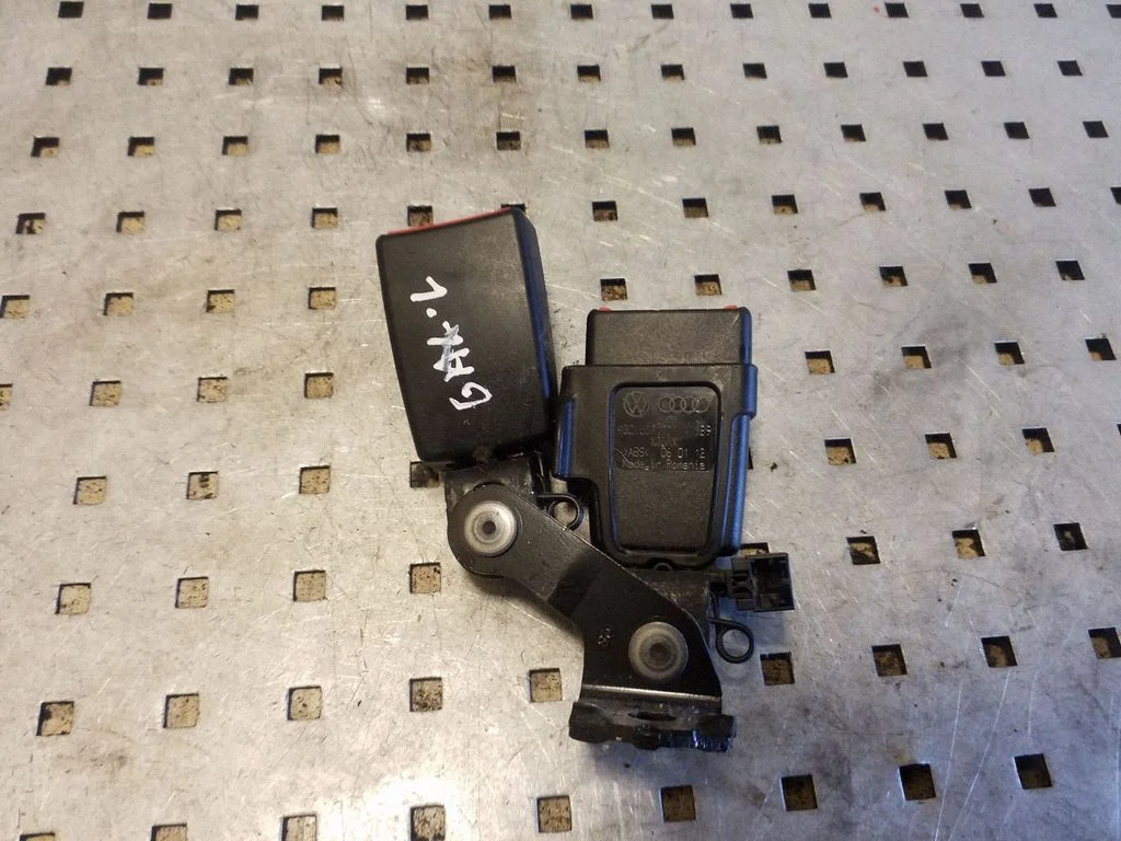 Tagumise turvavöö pannal – Audi A6 S6 C7 4G (2011-2018)