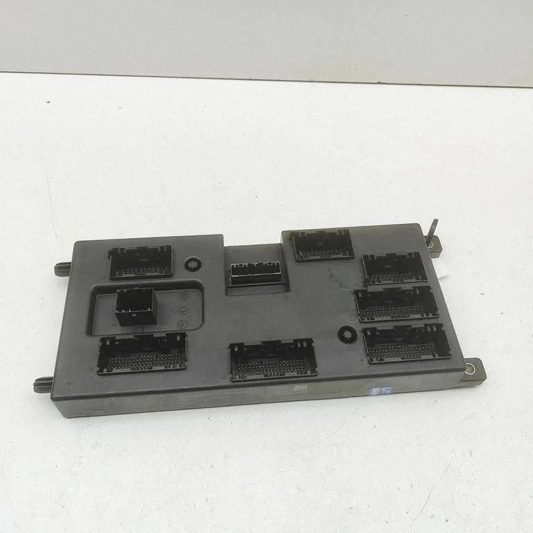 Central body control module S8E214F041AA